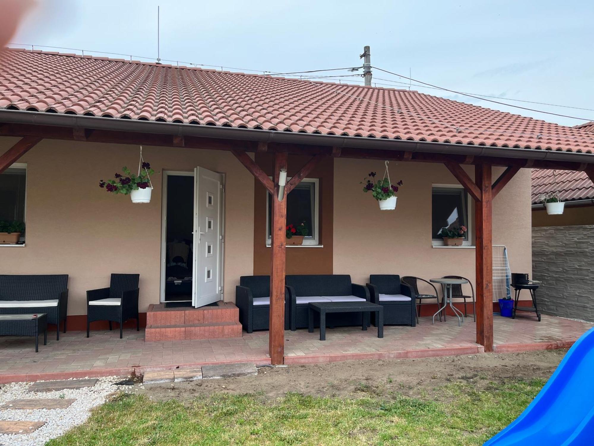 Apartmany Dimitra Sturovo Luaran gambar