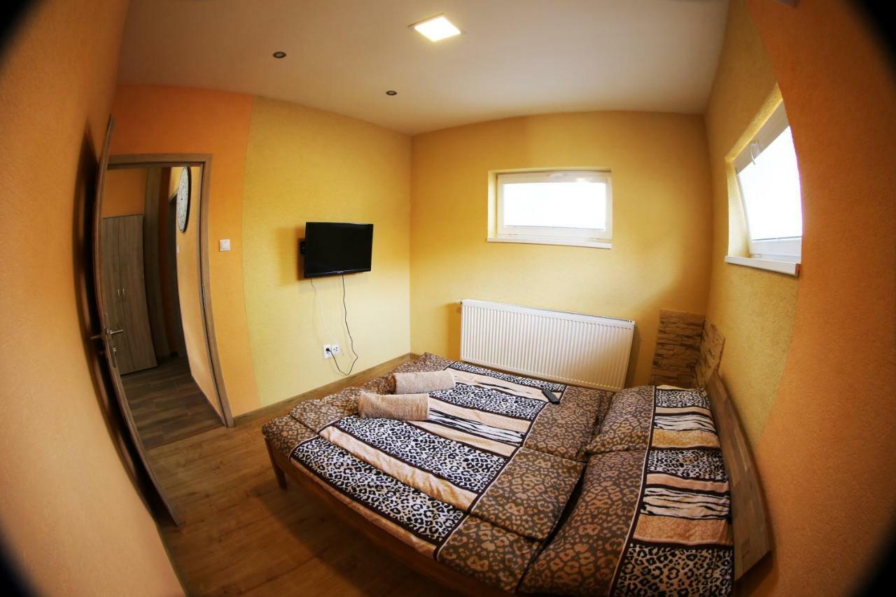 Apartmany Dimitra Sturovo Luaran gambar